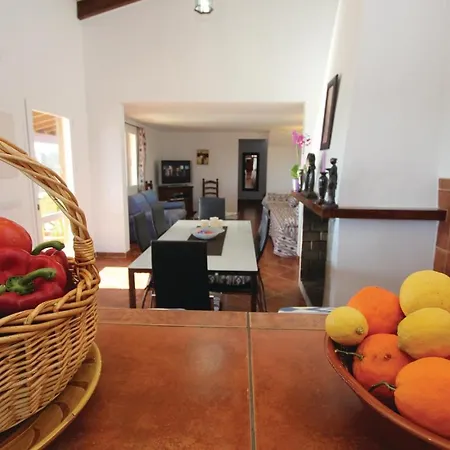 Gorgeous In With Kitchen Holiday home *